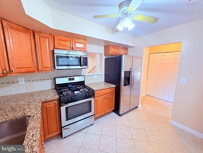 Building Photo - 15068 Catbrier Ct