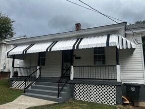 Building Photo - 2536 Carter St