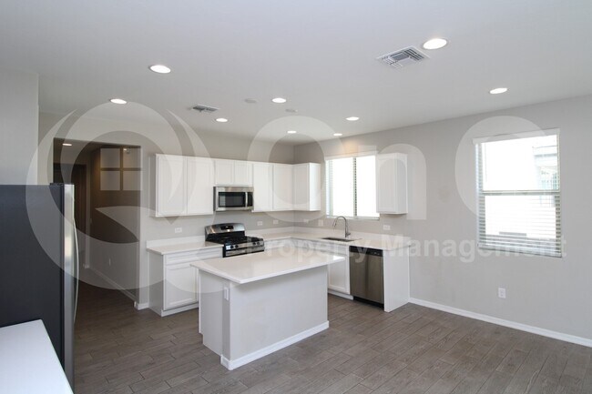 Foto del edificio - 975 W Calle Monte Lindo