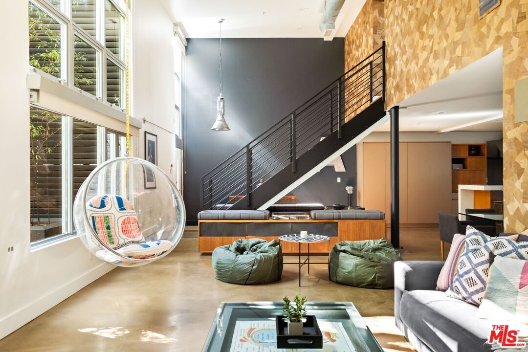 Foto principal - 1037 Laurel Ave
