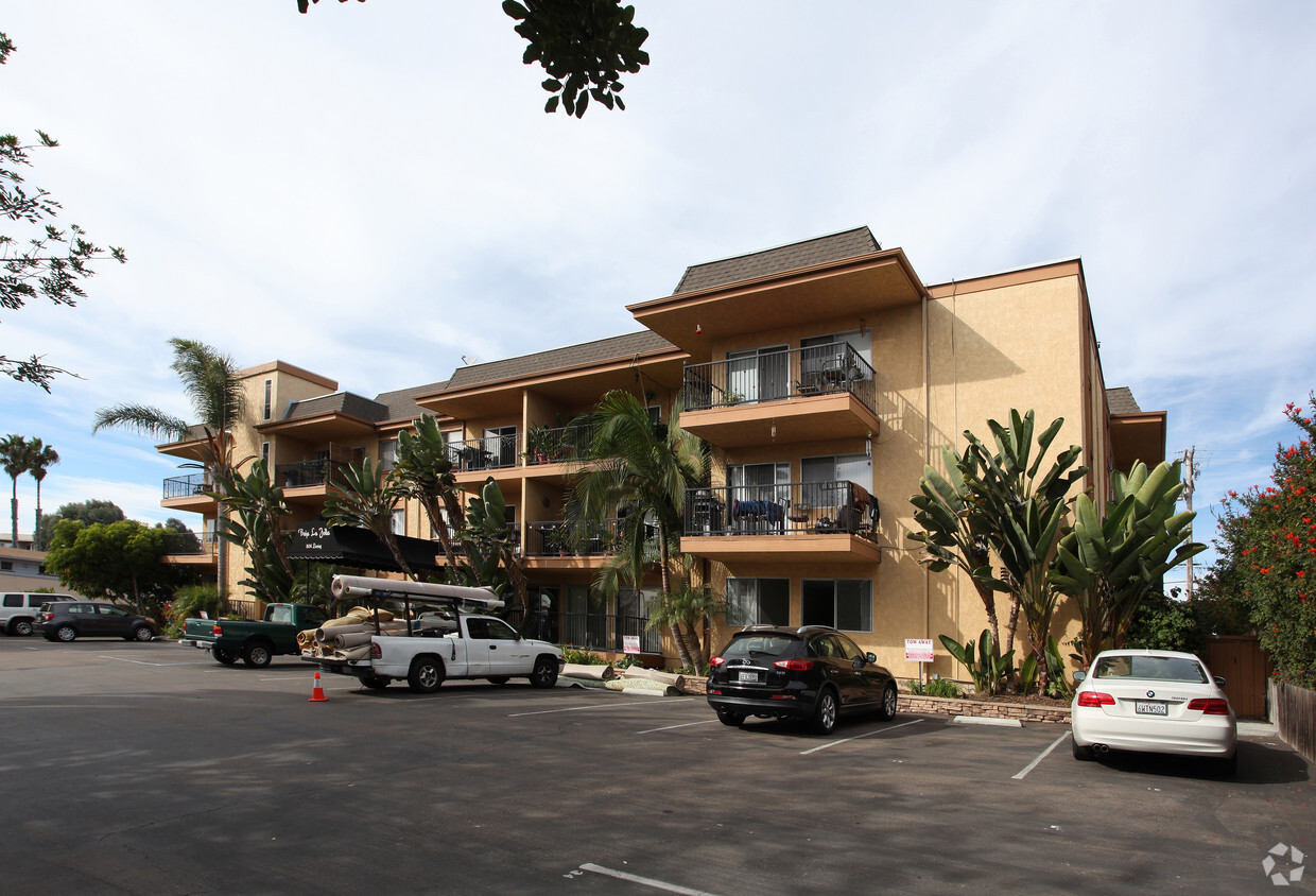 Primary Photo - Baja La Jolla Apartments