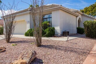 Building Photo - 4734 N Brookview Terrace