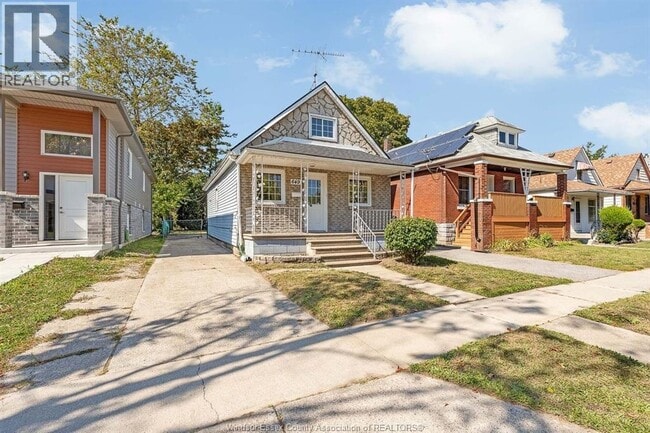 Building Photo - 649 Bridge Ave