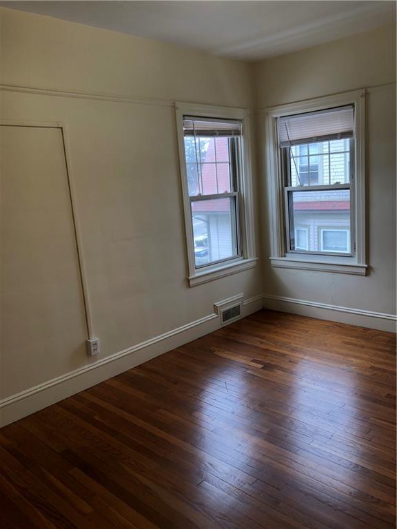 Foto del edificio - 185 Bluff Ave