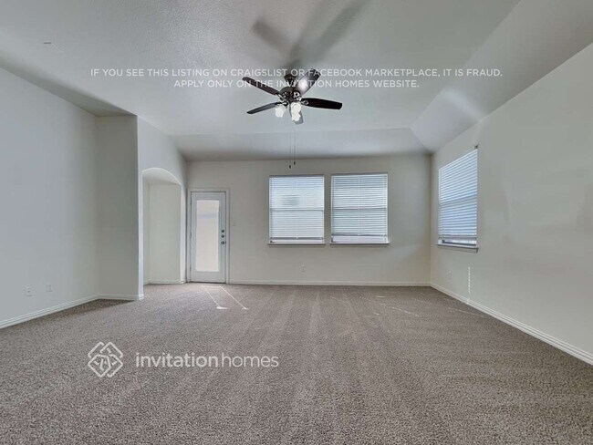 Building Photo - 1600 Quail Grove Dr