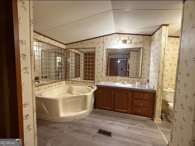 Building Photo - 8874 GA-17