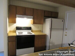 Building Photo - 8936 Hambledon Dr