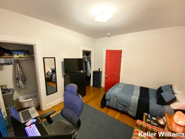 Foto del edificio - 61 Hillside St