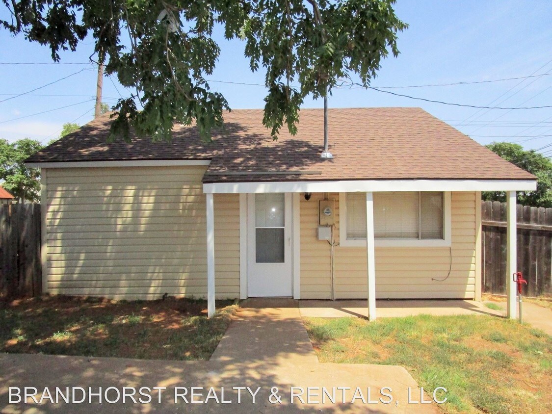 1 br, 1 bath House 116 1/2 N. CADDO House Rental in Weatherford, OK
