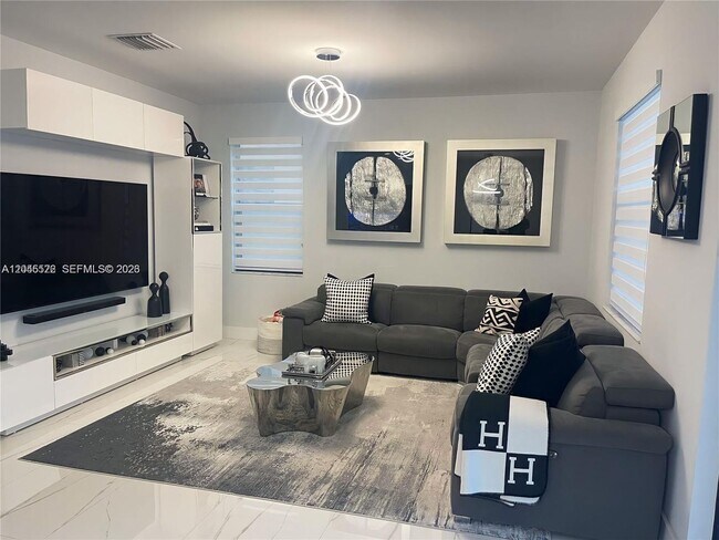Foto del edificio - 8719 W 33rd Ave