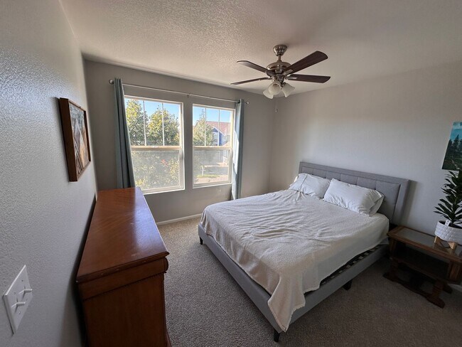 Foto del edificio - Stunning 3 bed 2.5 ba home for rent at Mur...