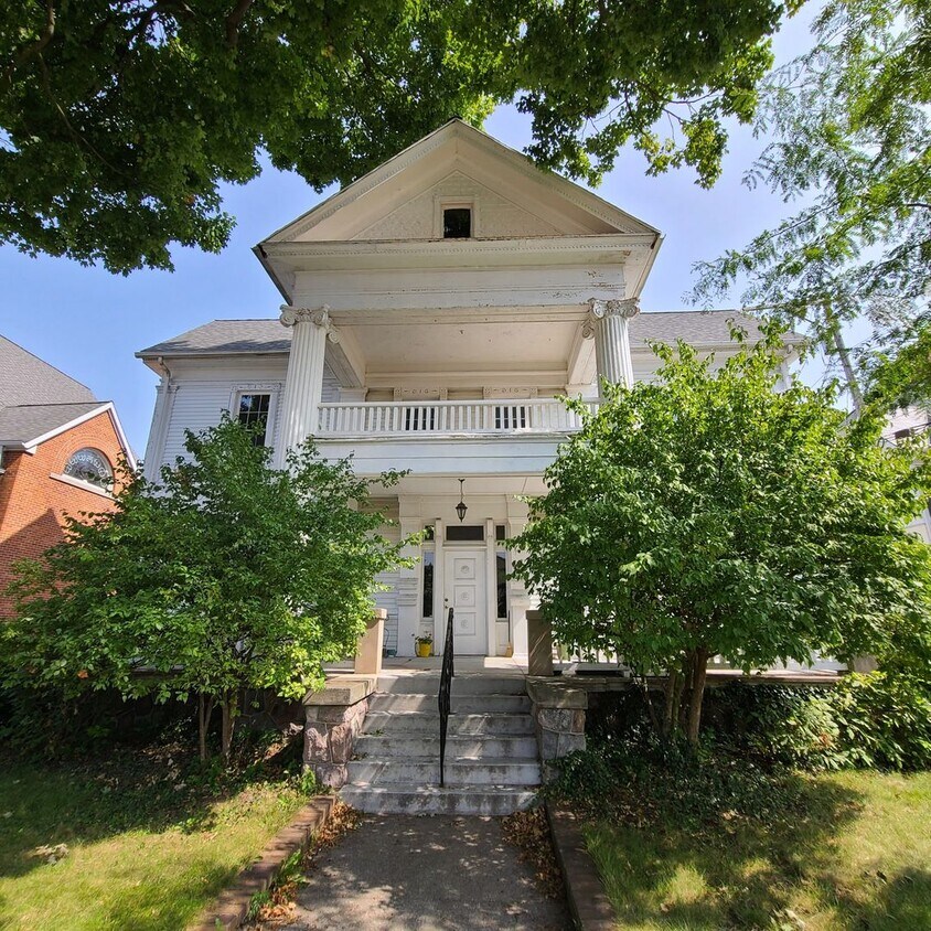 112 S 5th St Unit 1123 S 5th, Goshen, IN 46528 Room for Rent in