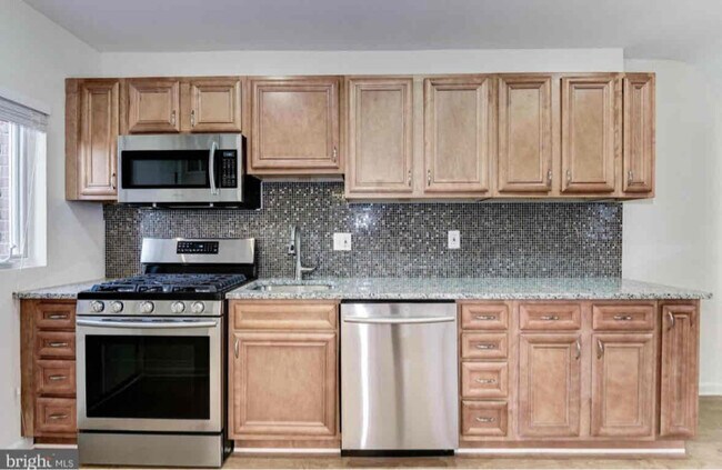 Foto del edificio - 528 Oakwood St SE