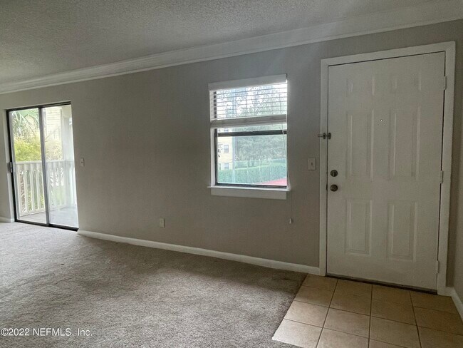 Foto del edificio - 100 Fairway Park Blvd