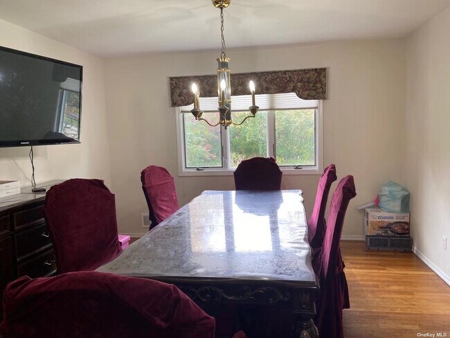 Building Photo - 19 Herkimer Ave