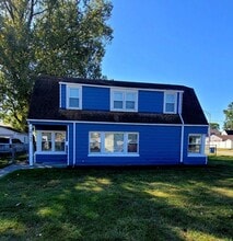 Building Photo - 4137 W 99th Pl