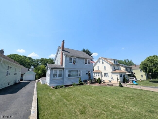 Building Photo - 471 Franklin Ave