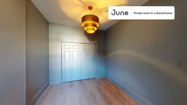 Foto del edificio - Room in Shared 4 bed/2 bath home