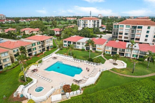 Building Photo - 6268 Palma Del Mar Blvd S