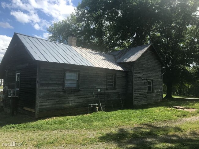 Building Photo - 4518 Hickory Nut Ridge Rd
