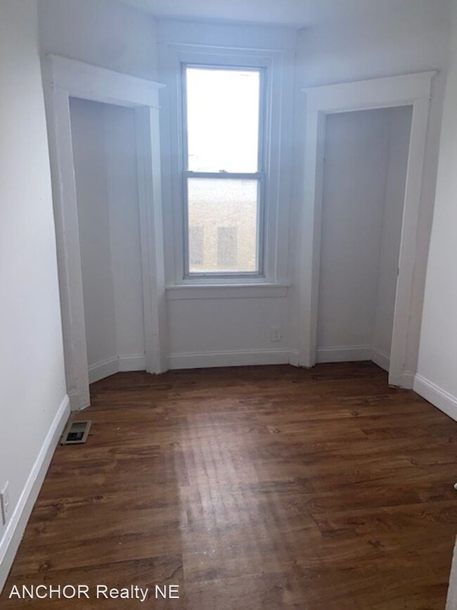 Foto del edificio - 3 br, 1 bath House - 2005 W Spencer Ave