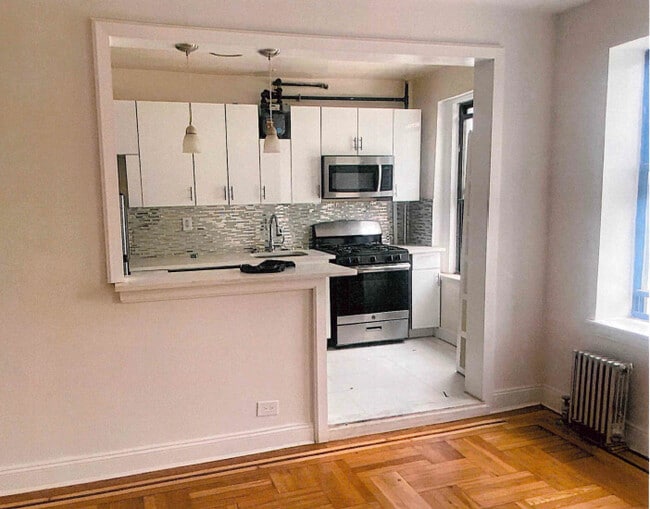 Cocina - 165-175 Sherman Ave