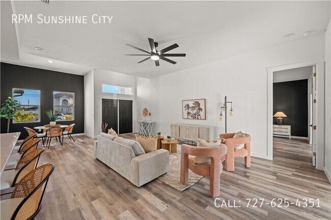 Foto del edificio - 236 NW 6th Ave