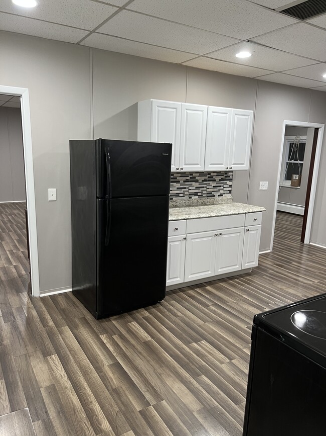 Renovated kitchen - 5 E Main St