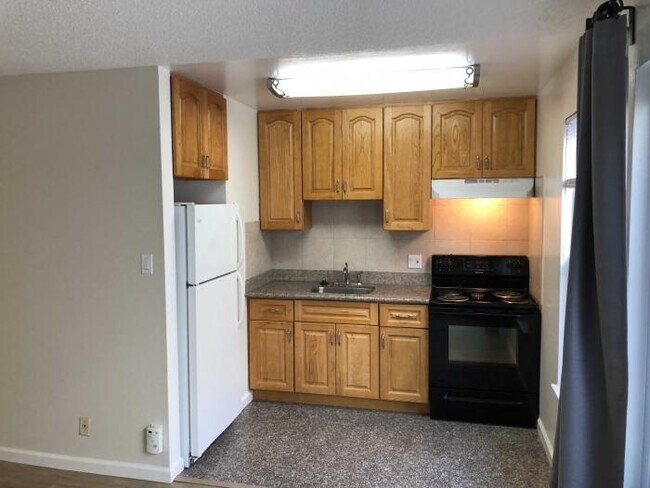 Building Photo - 1 bedroom in San Francisco CA 94118