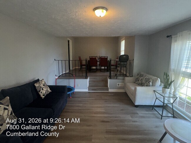 Foto del edificio - 7800 Gallant Ridge Dr