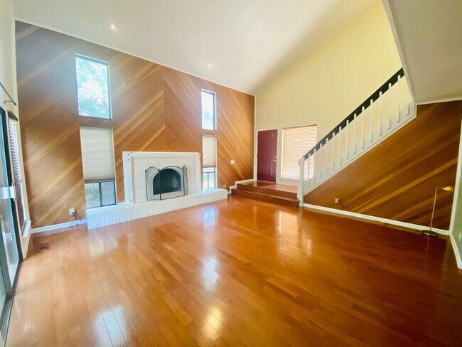 Foto del edificio - 13042 W 102nd St