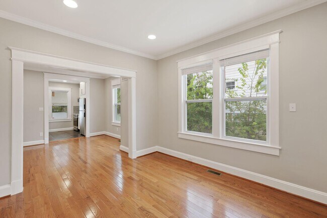 Building Photo - 6011 44th Ave