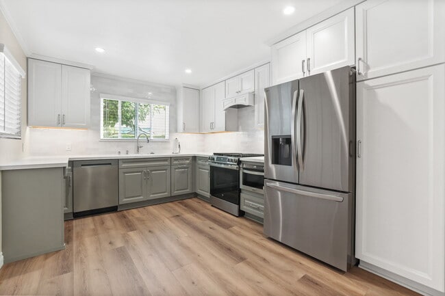 Building Photo - 11682 Reagan St