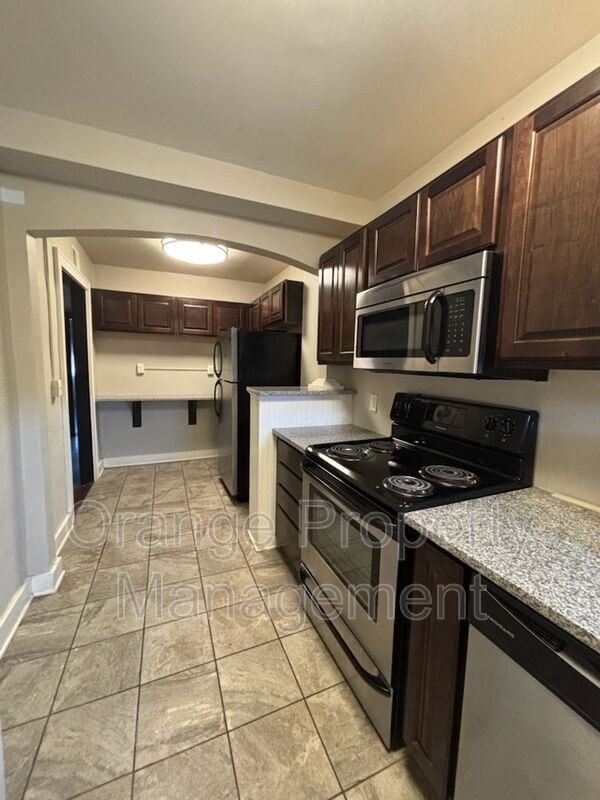 Photo - 812 N 33rd St