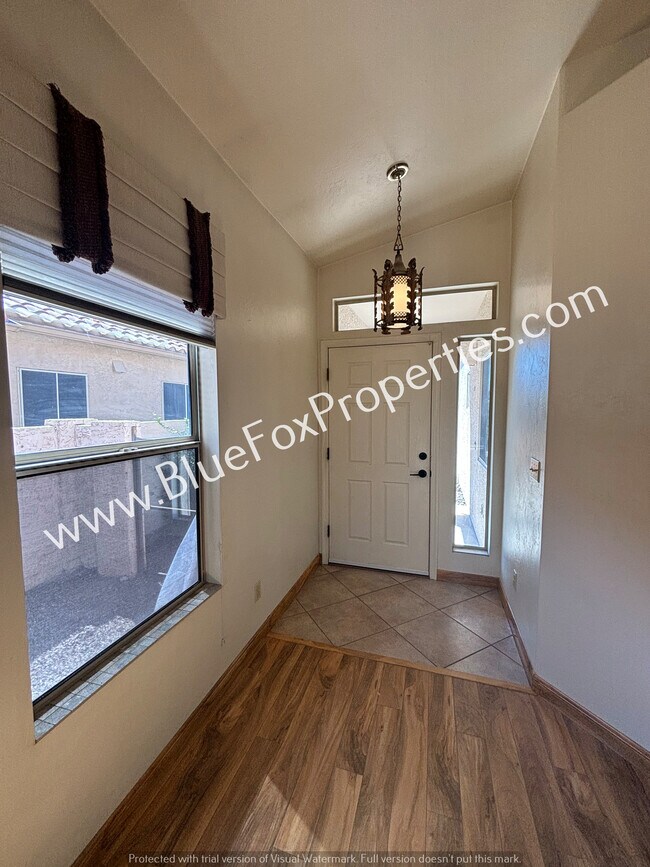 Building Photo - 9511 E Brianna Ln