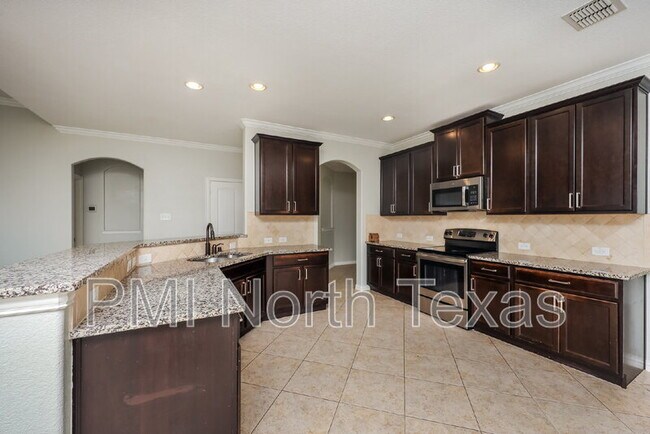 Foto del edificio - 1341 Jennings Ct