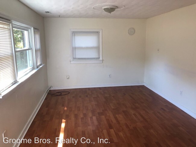 Building Photo - 2 br, 1 bath House - 2262 Mill Road