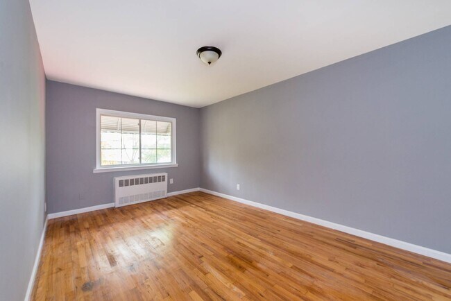 Building Photo - 382 Rockaway Pkwy