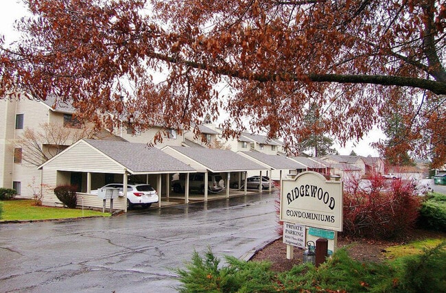 Building Photo - 8207 N Ridgewood Dr