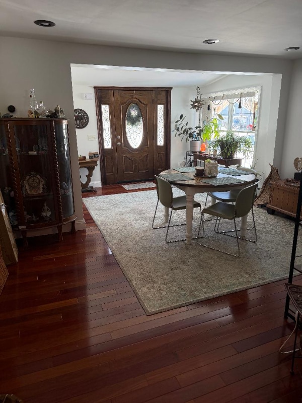 Building Photo - 58 Spooner Ave