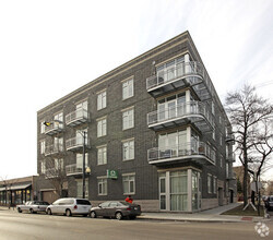 Building Photo - 2024 N California Ave