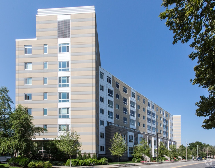 Peninsula Apartments