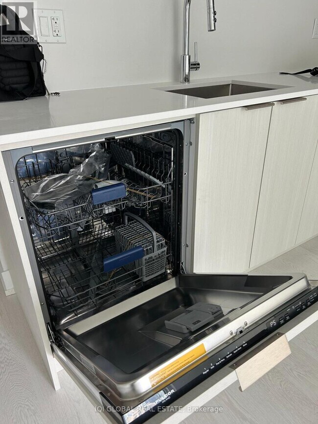 Photo du bâtiment - 308 Jarvis St