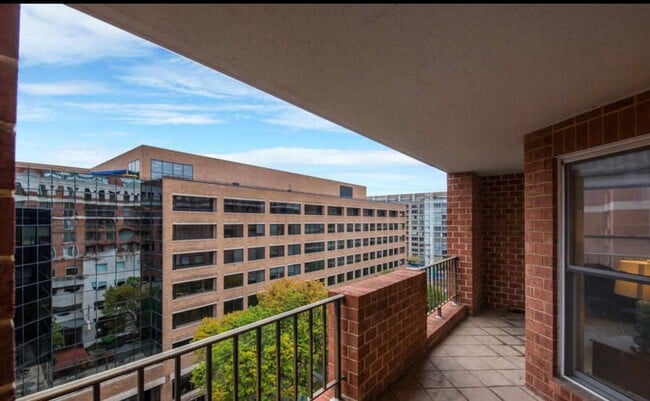 Foto del edificio - 2 Bedroom Condo unit