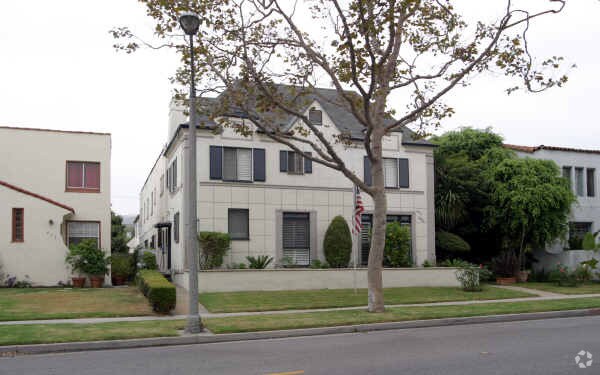 Foto del edificio - 445-449 S Rexford Dr