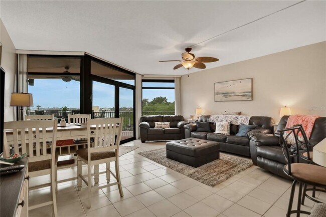 Foto del edificio - 520 S Peninsula Ave