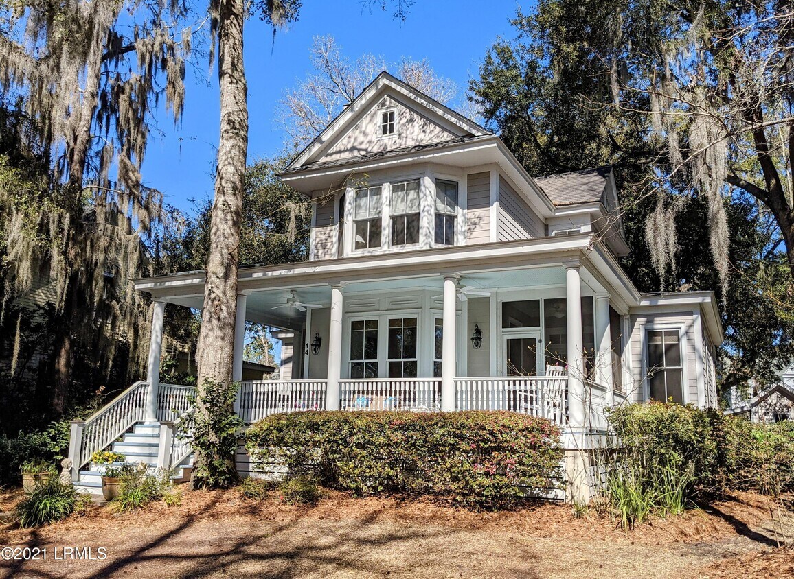 14 Over Dam, Beaufort, SC 29906 House Rental in Beaufort, SC