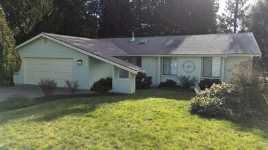 Building Photo - 20 Warbler Ln