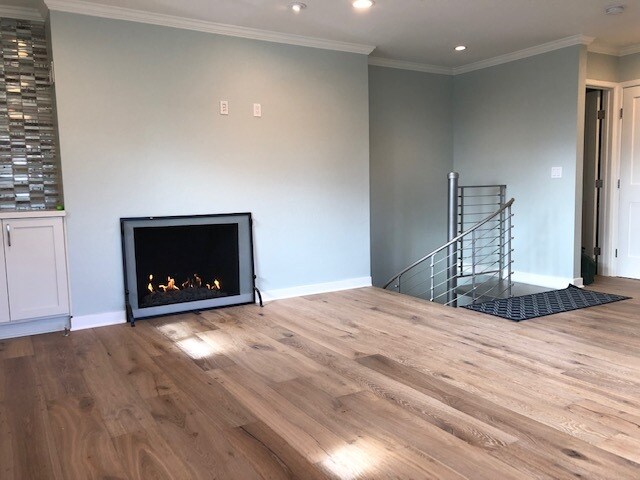 Gas Fireplace - 9 La Playa St