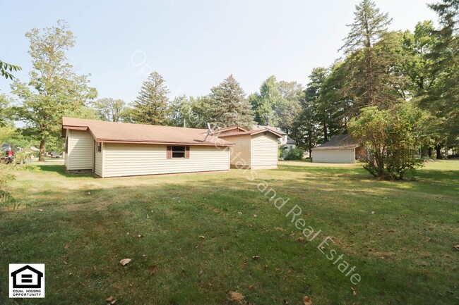 Building Photo - Now ready 3 bed home in Leo